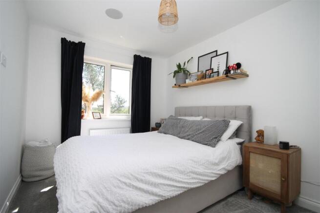 Bed 1