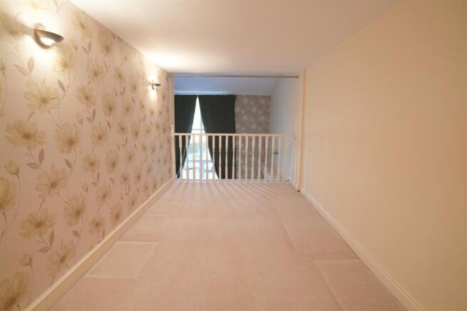 2 bed Apartment for sale Image 11