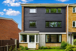 28, Valleyside, Hemel Hempstead HP1 2LN