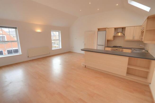 Kitchen / Living Roo