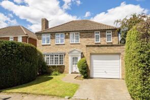 5, The Pennards, Sunbury-on-thames TW16 5JZ