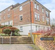 14, Brooklands, Haywards Heath RH16 4TS