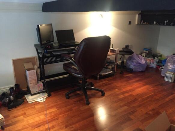 1 bed Apartment to rent Image 8