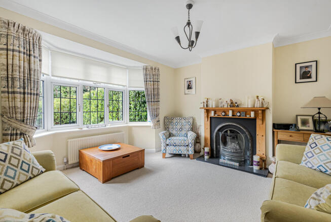 Queens Road, Hertford, Hertfordshire, SG13 photo 4
