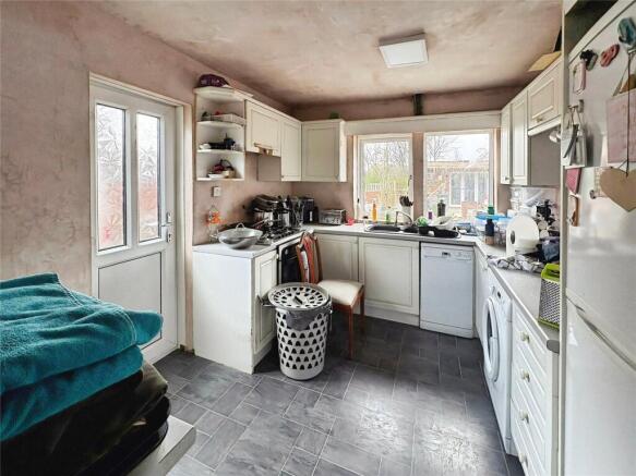3 bed Semi-Detached for sale Image 7