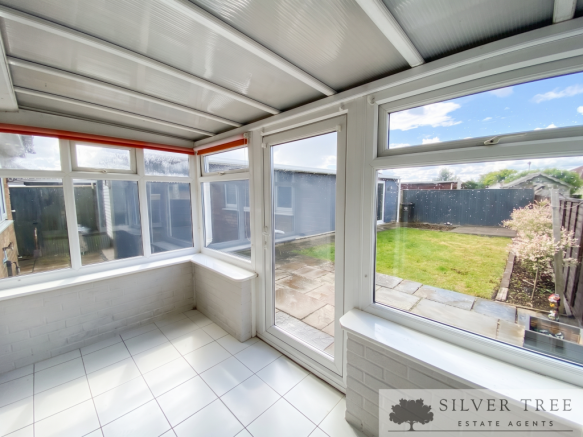2 bed Semi-Detached Bungalow for sale Image 4