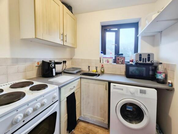 40fb3a34-10000204...