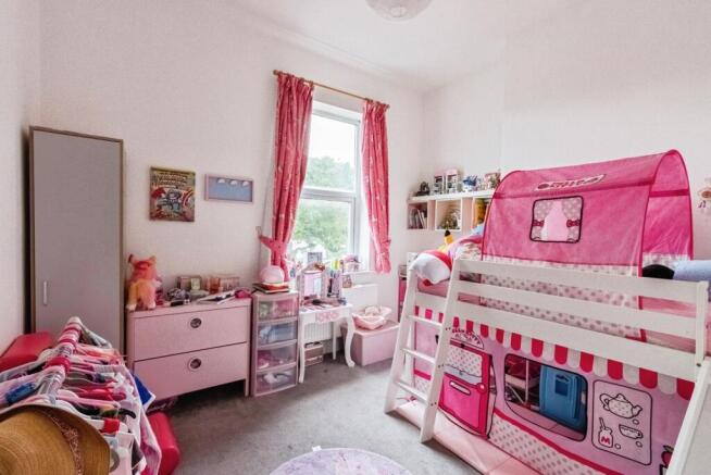4 bed Terraced for sale Image 12