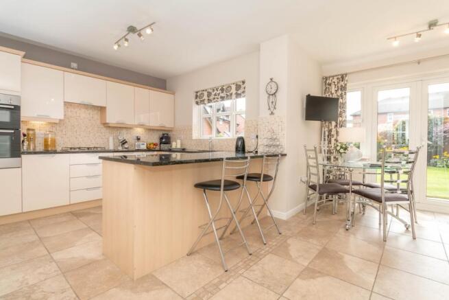 Kitchen/Family Room