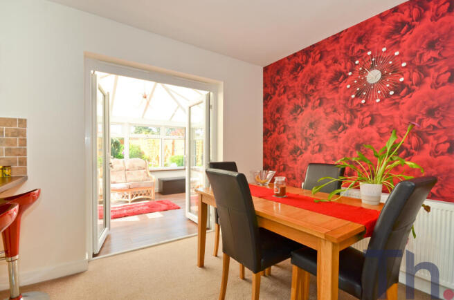 Dining Area.JPG