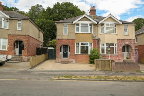 Edward Avenue, Bishopstoke, SO50