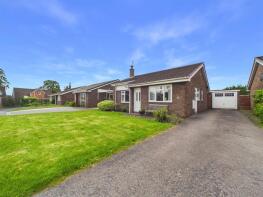 8, Oakcroft, Chirk, Wrexham LL14 5LR