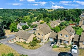 Oakleigh, The Ridge, Bussage, Stroud GL6 8HD