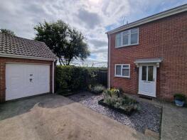 14, White Mead, Yeovil BA21 3RX