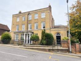 3, Vine House, High Street, Tonbridge TN12 0AR