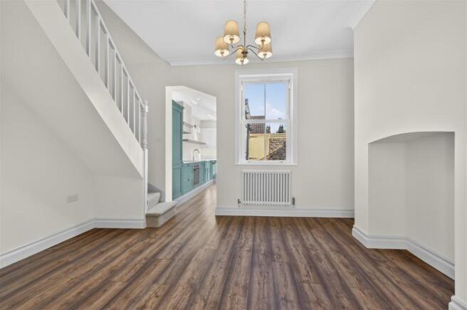 2 bed Terraced for sale Image 7