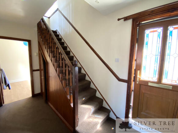 3 bed Terraced for sale Image 12