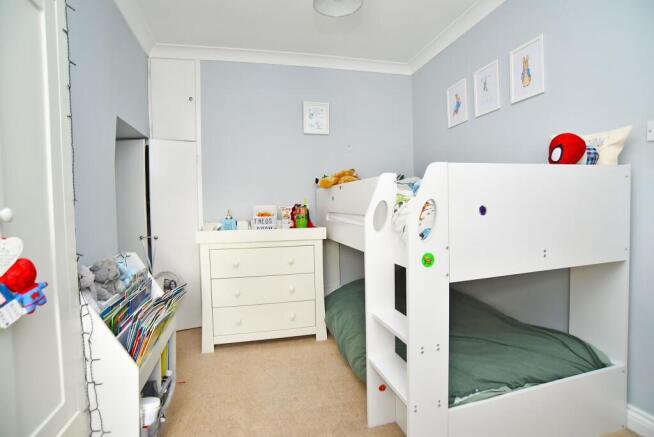 3 bed House for sale Image 10