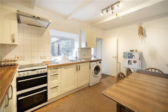 3 bed House for sale Image 10