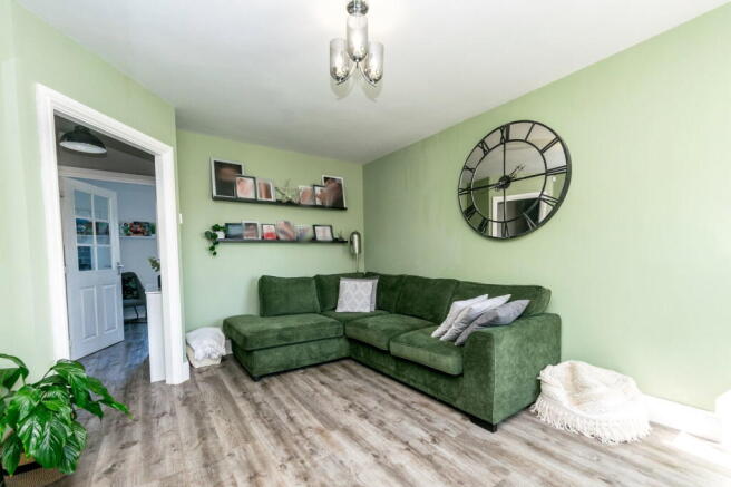 3 bed Detached for sale Image 8