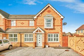 96, Doulton Close, Harlow CM17 9RH