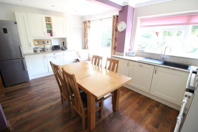 Kitchen/Dining Room