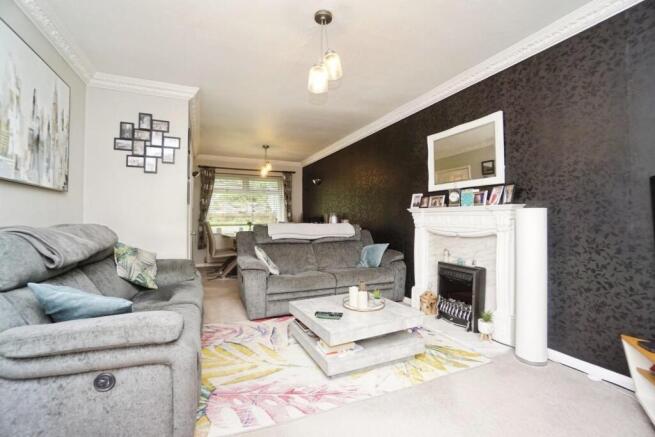 3 bed Semi-Detached for sale Image 9
