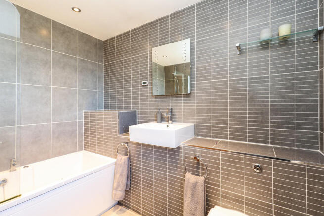 En Suite - Bedroo...