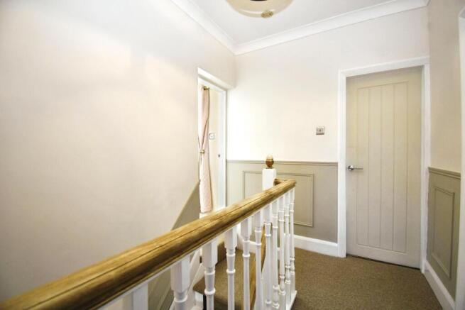 4 bed Terraced for sale Image 11