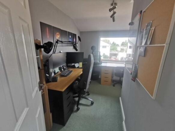 Photo 9
