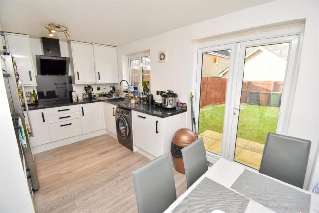 Kitchen/Dining