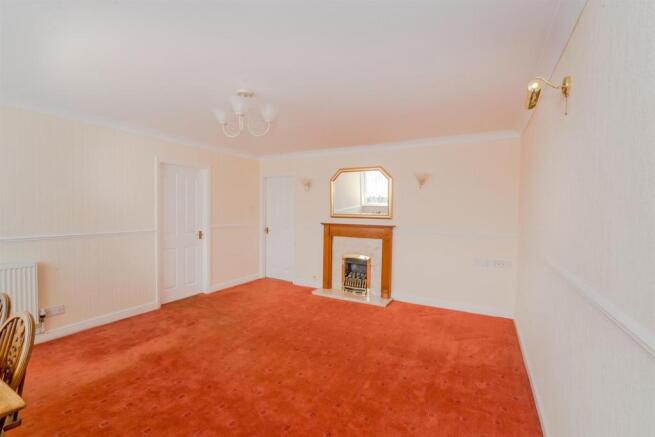 49 Priory Road, Rugeley, WS15 1HZ 7.jpg