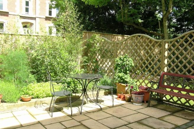 Photo 10