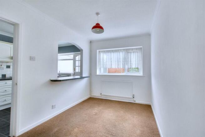 Dining Room_1.jpeg