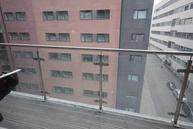 1 bed Flat to rent Image 5