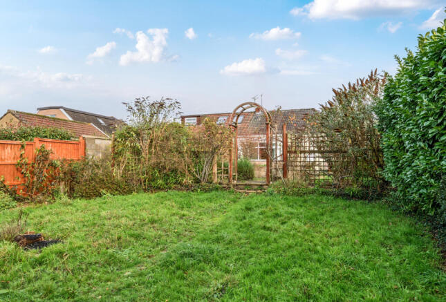 1384905-1-6924555...