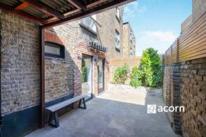 43b, West Hill, London SW18 1RB