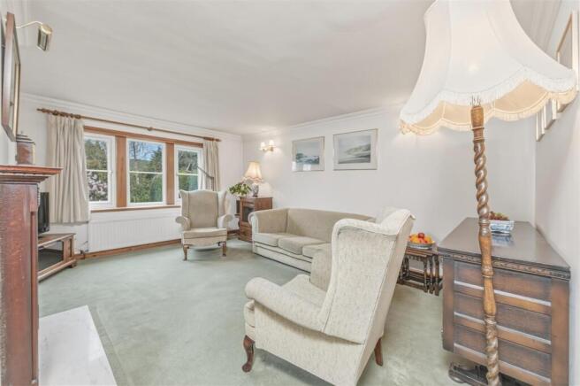 4 bed Detached for sale Image 10