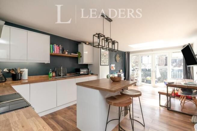 Kitchen diner