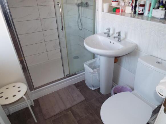 En Suite Shower Room
