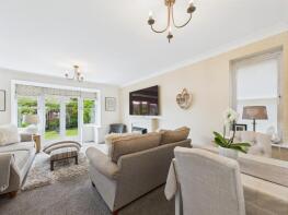 24, Middlefield Court, East Morton, Keighley BD20 5RN