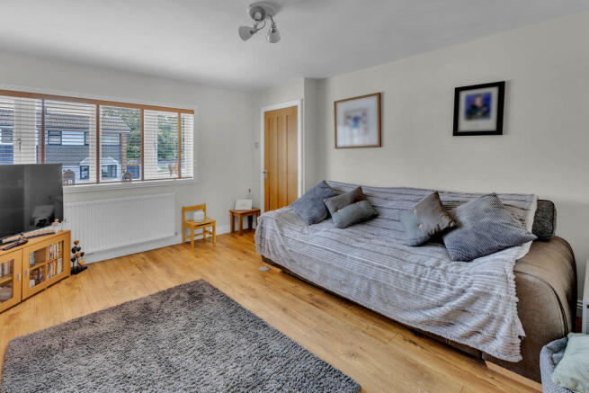3 bed Terraced for sale Image 6
