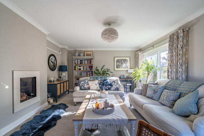 3 bed Detached for sale Image 4