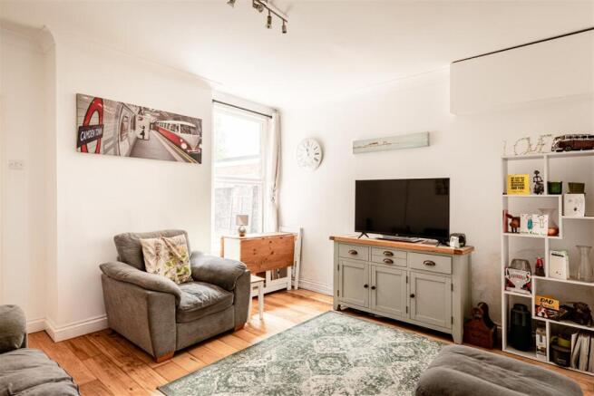 39 Mill Green Road-4.jpg