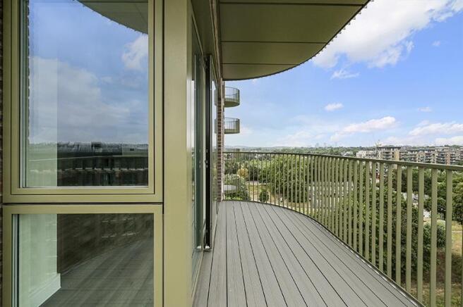 CAIRNCROSS HOUSE, 908  (2).jpg