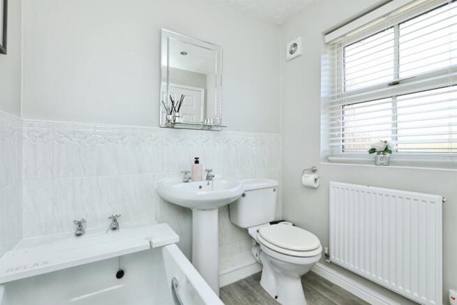 3 bed Detached for sale Image 12