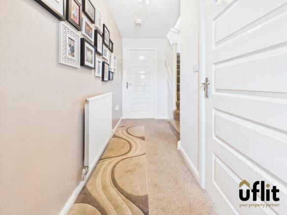 3 bed Semi-Detached for sale Image 5