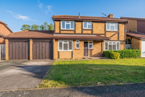 19, Eagles Road, Greenhithe DA9 9QZ
