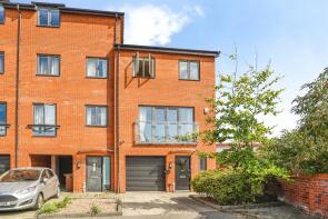 69, Yarn Street, Hunslet, Leeds LS10 1GJ