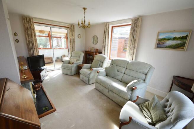 Living Room.jpg
